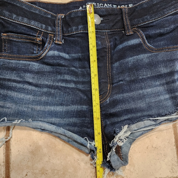 Pre-loved American EagleOutfitters Jean short - Picture 3 of 6